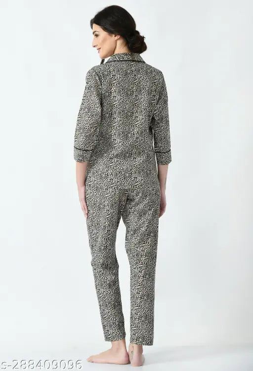 Printed polyester nightsuit shirt & pyjama set, three-quarter sleeves, women's loungewear from India