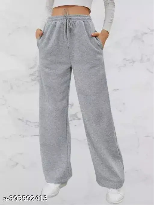 Women's high-waisted joggers, grey sweatpants with pockets, perfect for workouts and relaxation