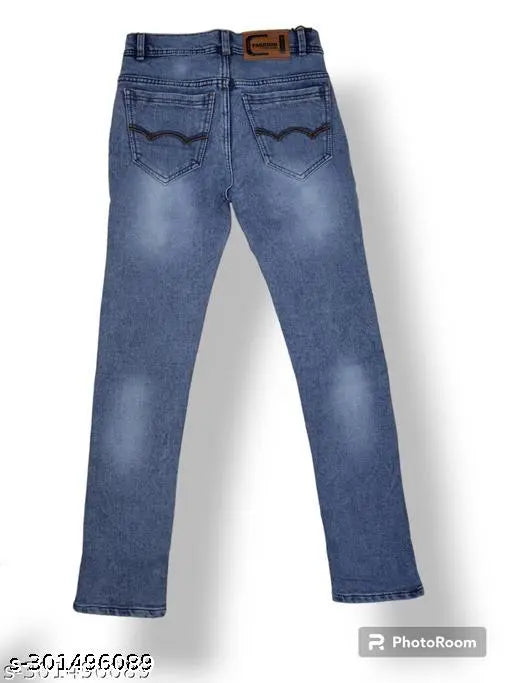 Denim dyed/washed men's jeans, high-quality denim with comfortable fit - ideal for parties, office, and casual wear. Machine wash at 30 degrees, includes 5 pockets and button closure & fly zip. Size 28 (28in waist, 39in length), India origin