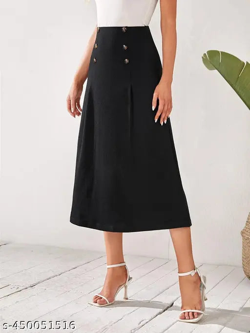 Trendy black midi skirt with side pockets and zip closure