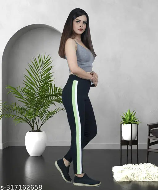 Lycra high-waist jeggings for women, solid pattern, stretchable and ankle length. Comes in sizes S-XXL, made in India
