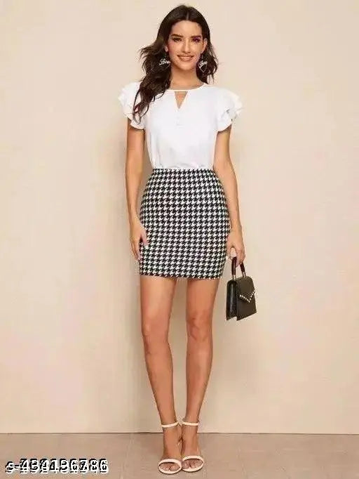 Black printed mini skirt with casual polyester blend fabric, stylish for women's street style fashion outfit #PrintedSkirt #BlackSkirt #CasualWear #TrendyFashion #WomensStyle #StreetStyle #FashionOutfit #StylishSkirt #PolyesterBlend #India