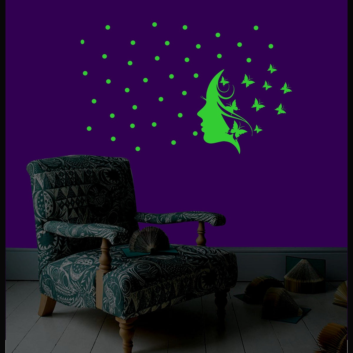 Green vinyl peel-and-stick radium wall sticker for decor, 62x39cm, promotes relaxation and reduces need for electric lighting
