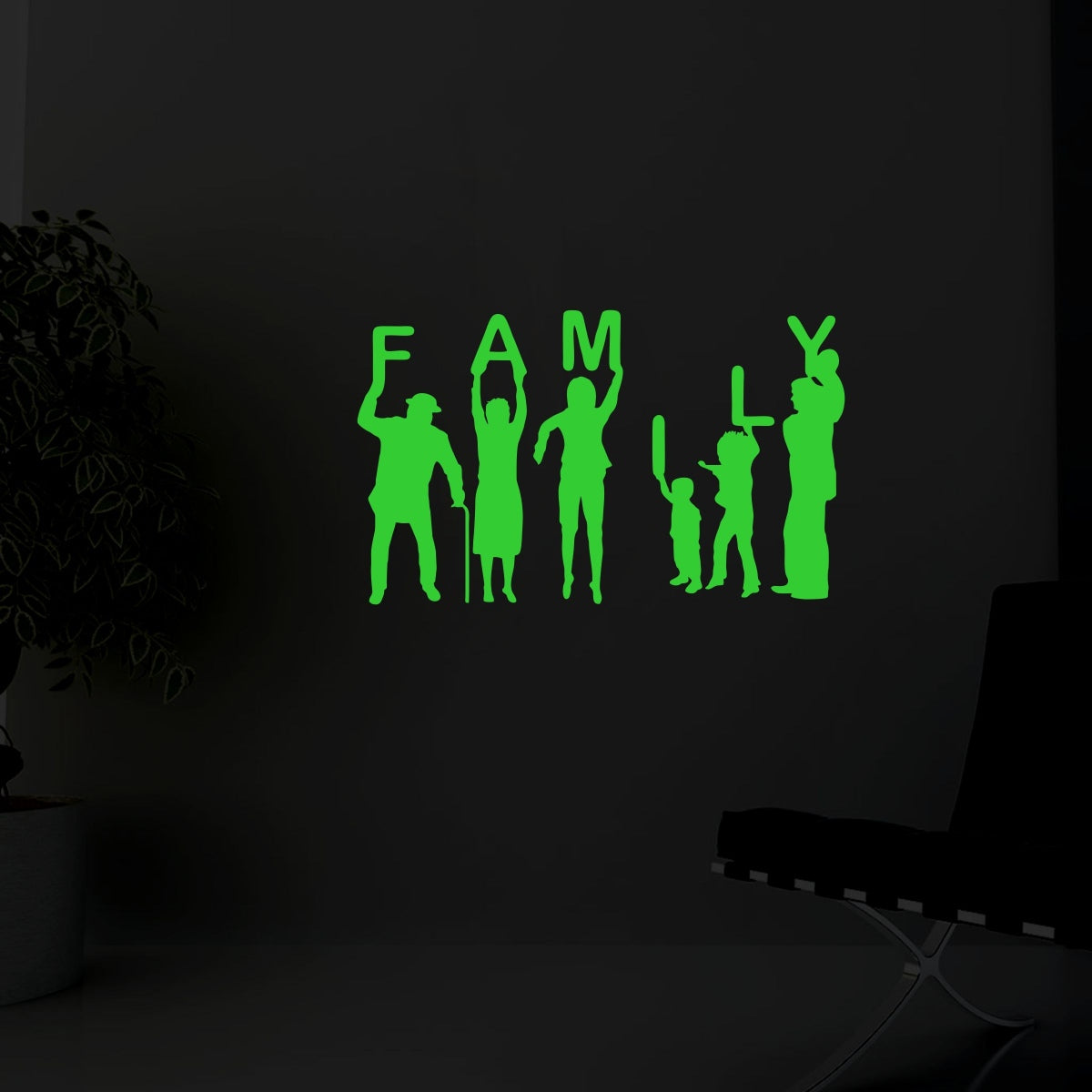 Green vinyl peel-and-stick wall decal, 34x20cm green family radium sticker for calming, light-free bedroom decor