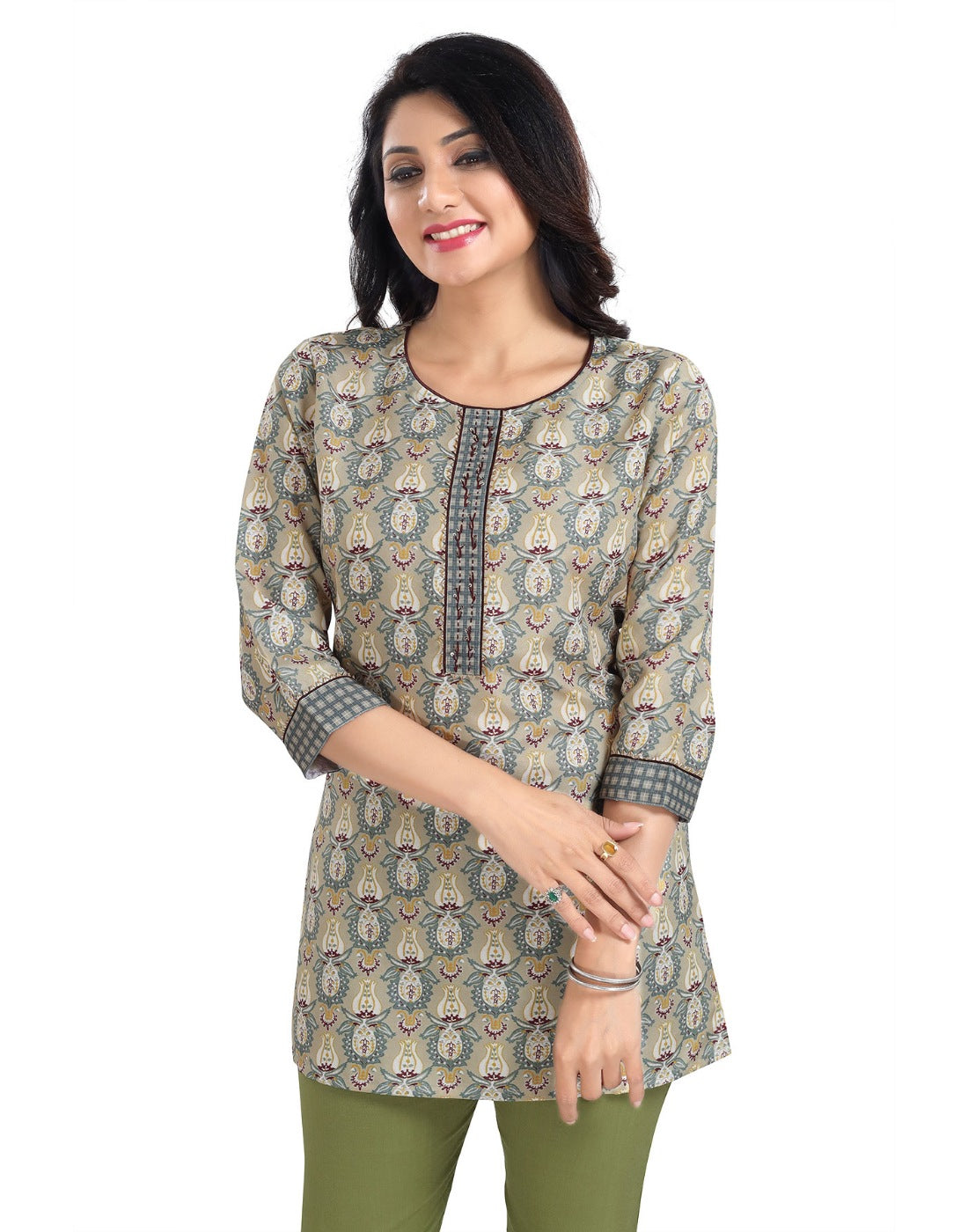 Multicolor viscose blend 3/4 sleeve tunic top for women, short length, round neck