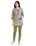 Multicolor viscose blend 3/4 sleeve tunic top for women, short length, round neck