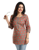 Multicolor viscose blend 3/4 sleeve tunic top for women, short length, round neck